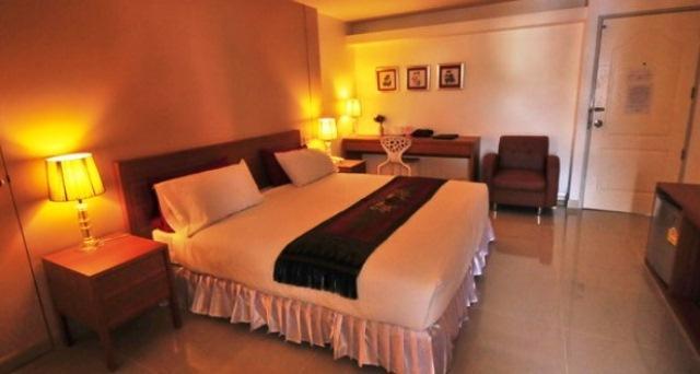 Cabbages & Condoms Inn Чианграй Номер фото